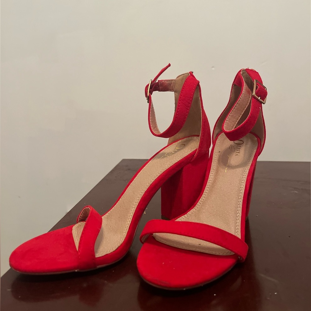 Red heels, big wedge